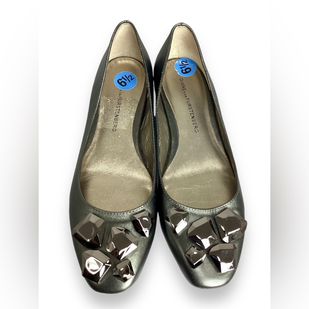 Diane Von Furstenberg Silver Leather Flats